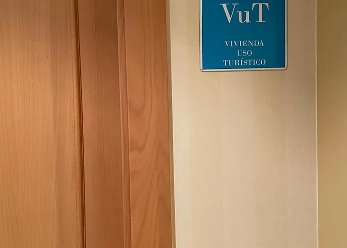 Appartement Con Gran Terraza Y Vistas A La Catedral. *