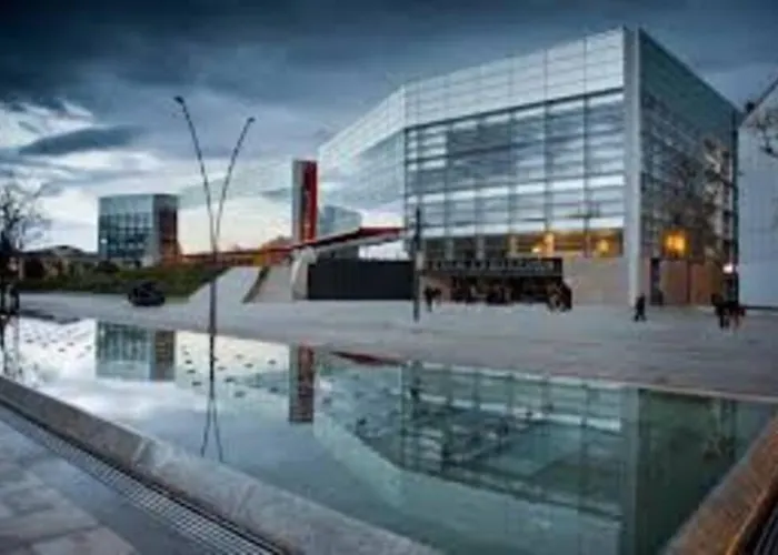 Appartement Con Gran Terraza Y Vistas A La Catedral.